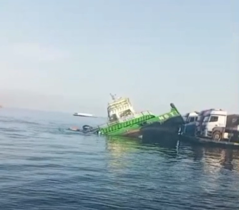 As autoridades confirmaram que todos os ocupantes conseguiram sair a tempo