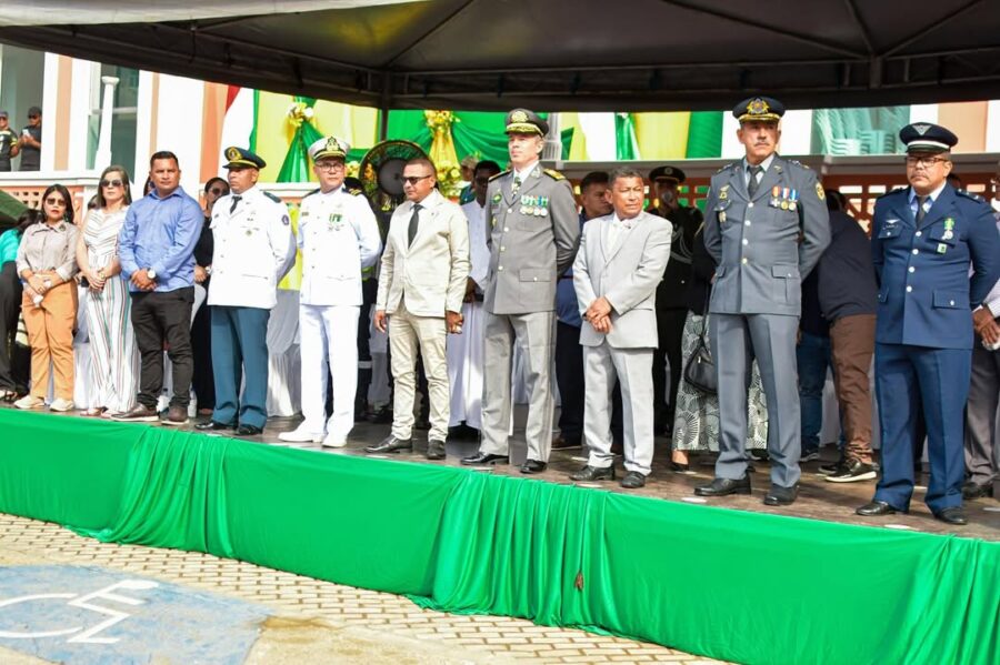 O público presente acompanhou de perto a celebração